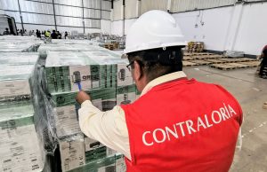 Contraloría supervisa el despliegue de material electoral a locales de votación