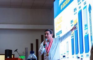 Gobernador de Piura proyecta más de S/ 4 mil millones en obras regionales