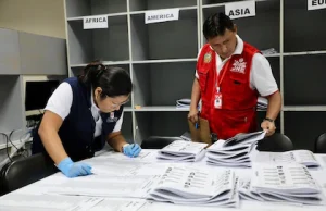 ONPE inicia impresión de material para segunda vuelta electoral