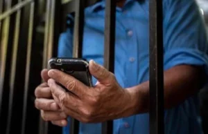 Aprueban hasta 15 años por ingresar celulares a cárceles