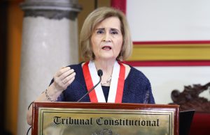 Renuncia presidenta del TC tras polémica por hábeas corpus