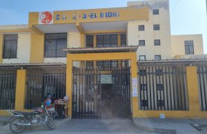 Piura: vecinos denuncian que fallas eléctricas afectan atención médica en Castilla