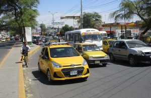 Transportistas de Piura afectados por alza de combustibles