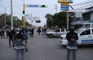 Pala mecánica deja sin luz al Mercado Modelo de Piura y zonas aledañas