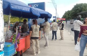 Piura: Notifican a ambulantes para desocupar accesos de una universidad