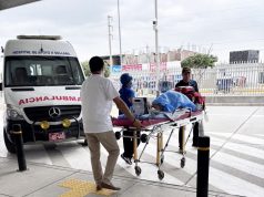 Menor con dengue grave y leptospirosis es trasladada a Lima