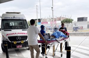 Menor con dengue grave y leptospirosis es trasladada a Lima