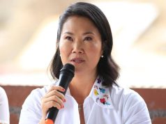 Keiko Fujimori pide serenidad mientras avanza el conteo oficial
