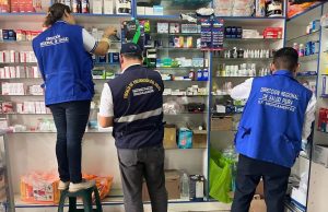 Clausuran establecimientos por venta ilegal de medicamentos