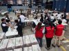 Contraloría supervisa llegada de material electoral a las ODPE y locales de votación