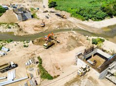 Avanza construcción de puentes en corredor vial de Piura