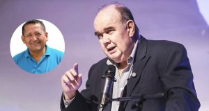 Absalón Vásquez asumirá escaño tras decisión de López Aliaga