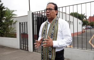 Sánchez pide liberar a Pedro Castillo para dialogar con Keiko